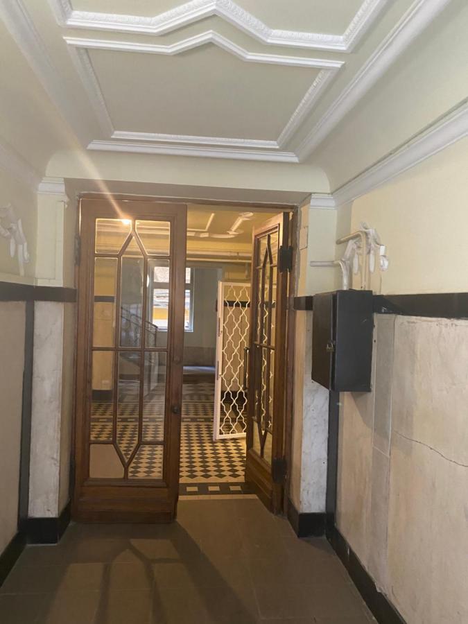 Tatra Apartment By The Danube Fully Accessible บูดาเปสต์ ภายนอก รูปภาพ
